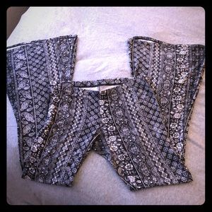 Tillys flare legging pants